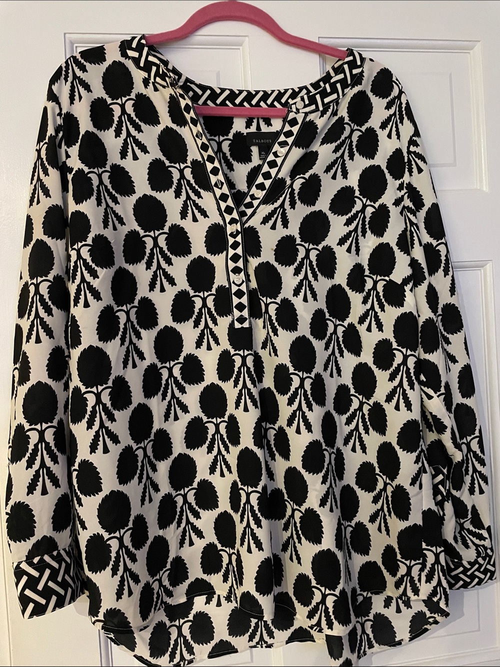Talbots Black and White Floral Graphic V-Neck Blouse